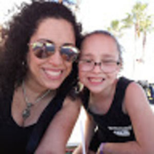 Meet your Posher, Adena